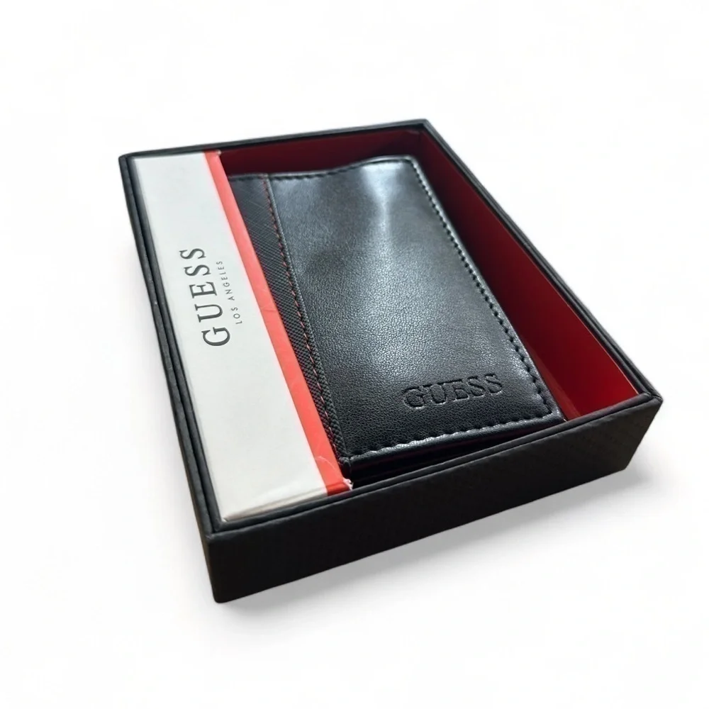 NWT Guess Mens Trifold Leather Wallet / Clear ID Slot, 7 card slot, cash pocket